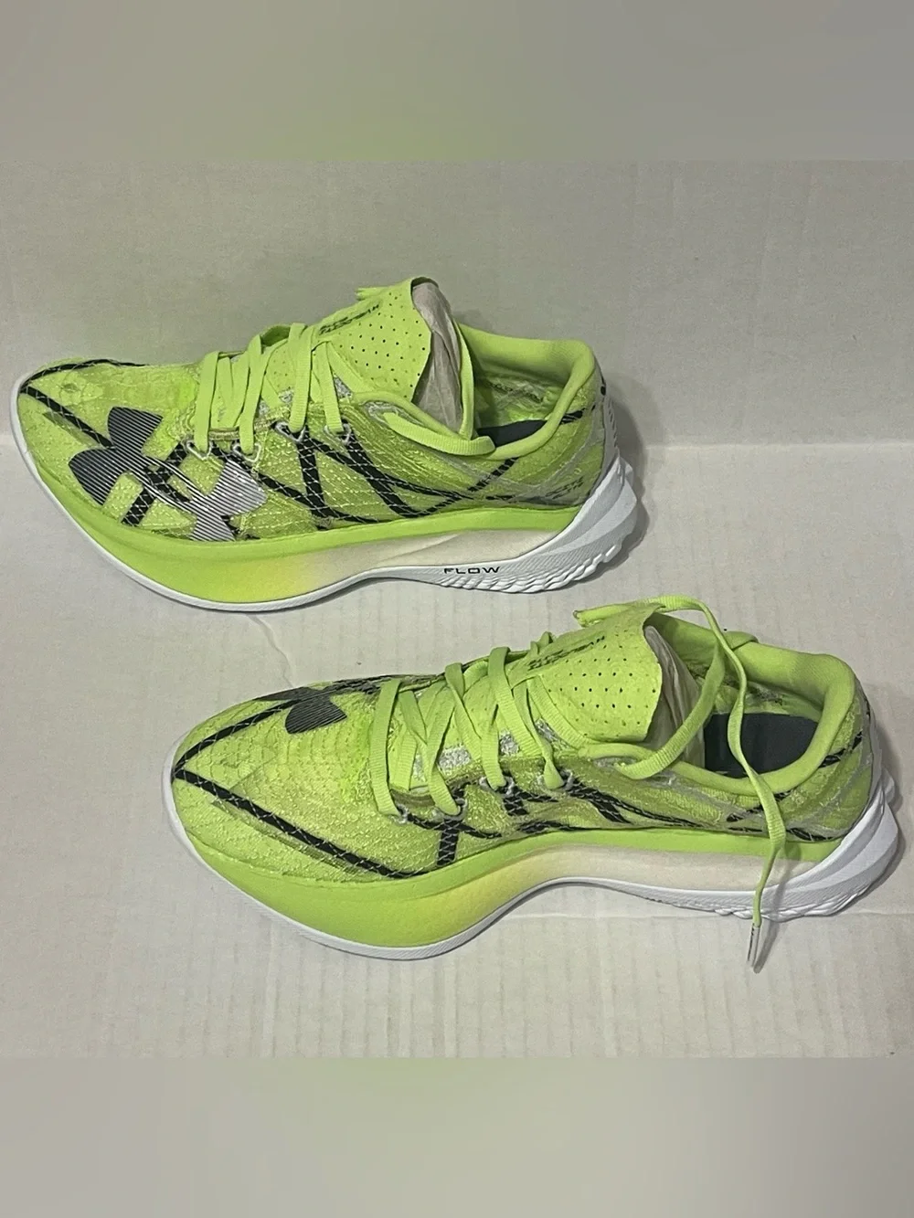 Under Armour Velociti Elite 2 - Unisex M6/W7.5 - Morph Green/Distant Grey - NIB
